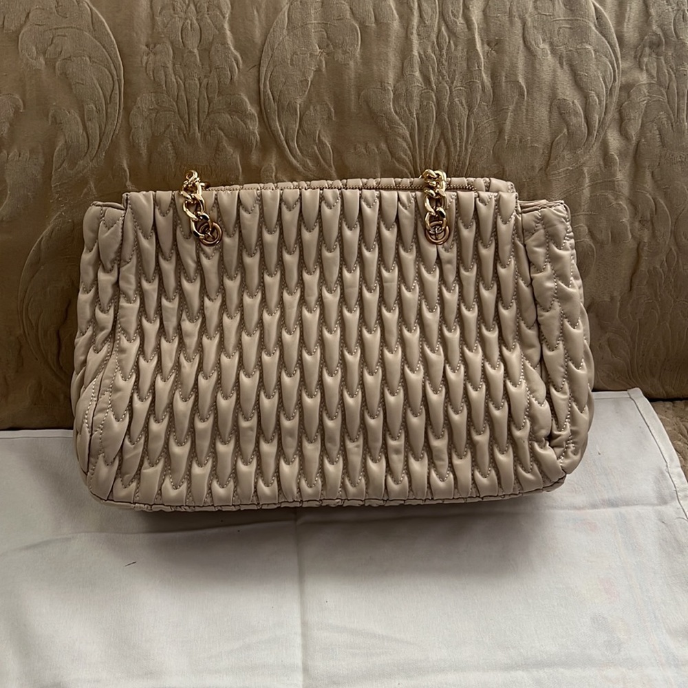 The Person You Only Use It Twice - image 2